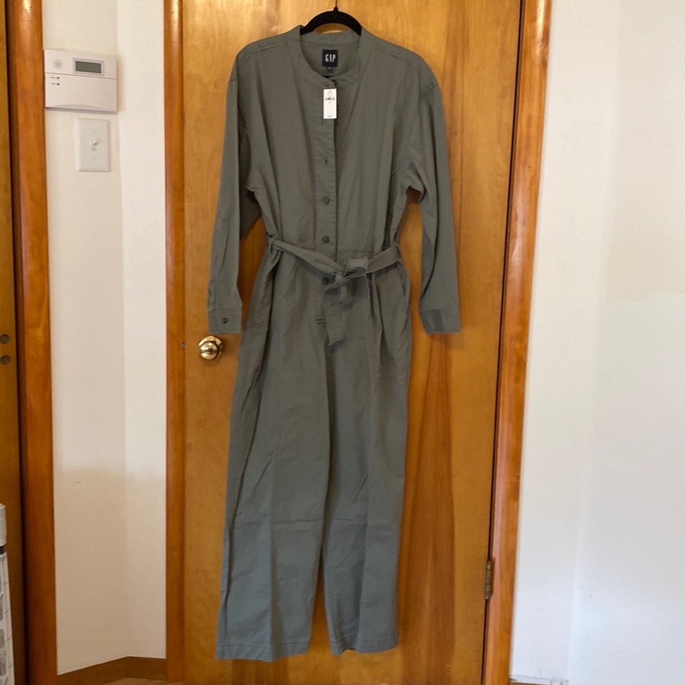 NWT Avian Green Jumpsuit